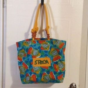 St. Lucia beach tote with wood and rope fabric carrying handles